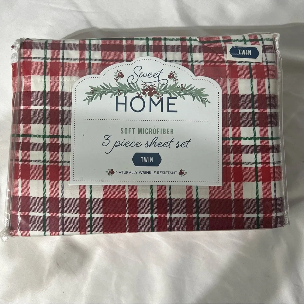Sweet Home 3 Piece Soft Microfiber Red, Green & White Twin Sheet Set